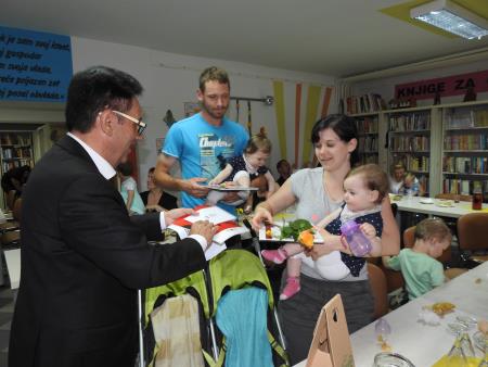 Sprejem najmlajših občanov Občine Razkrižje, rojenih v letu 2015 13